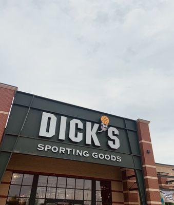 DICK'S Sporting Goods