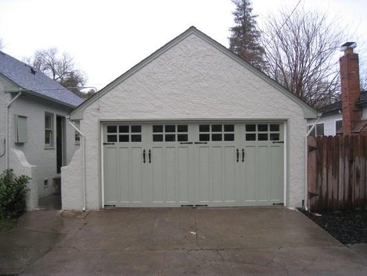 Carriage Door Model 303 w/straps and handles