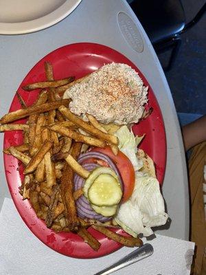 Smoked chicken salad with French fries