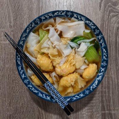 Shrimp Wonton with Ho Fun Noodles Soup (takeout)