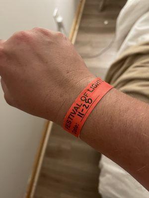 Photo of wrist band.