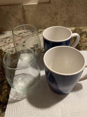 Two Drink Glasses , & 2 Coffee Cups.