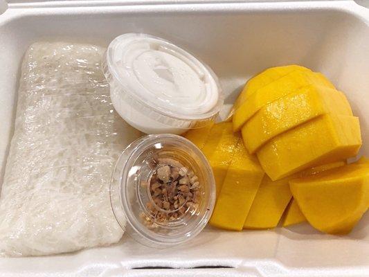 Fresh Mango with Sticky Rice