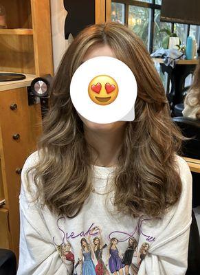 Highlights, trim, blowout and style