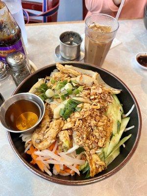 Lemongrass Chicken vermicelli bowl