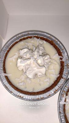 Coconut key lime pie