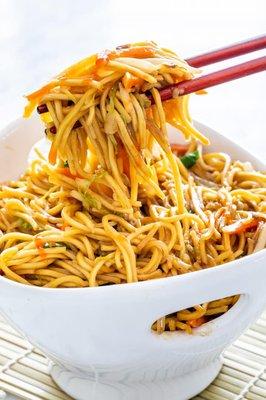 Chowmein (noodles)