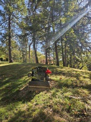 Sun rays appear at Woodland Cemetery as we prayed