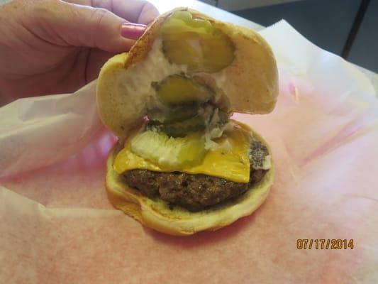 Nice diner style Cheeseburger