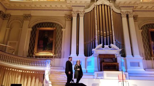 Adrien Finlay of Music Worcester and Kathleen Gagne of Mechanics Hall welcome the audience and introduce Yo Yo Ma.