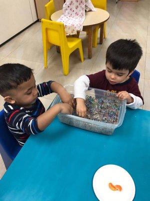 sensory water beads