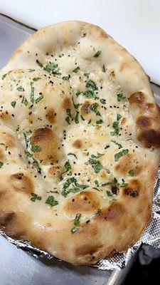 Garlic naan