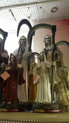 Santa Muertes.