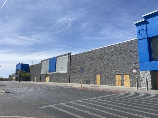 Walmart in Albuquerque NM exterior painting