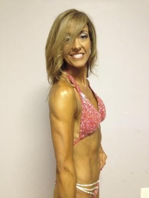 Jennifer Kasmer, Owner & Lead Nutritionist coaches her clients towards both weight loss and increased sports performance