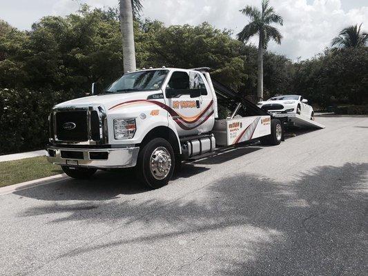 KW Wrecker Service | Palm Beach | Palm City | Florida | Towing Service | Flatbed Service | Heavy Duty Towing | Roadside Assis...