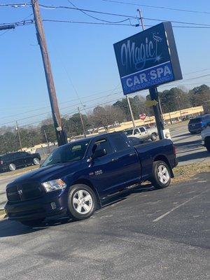 Magic headlight cleaning and Car Spa.