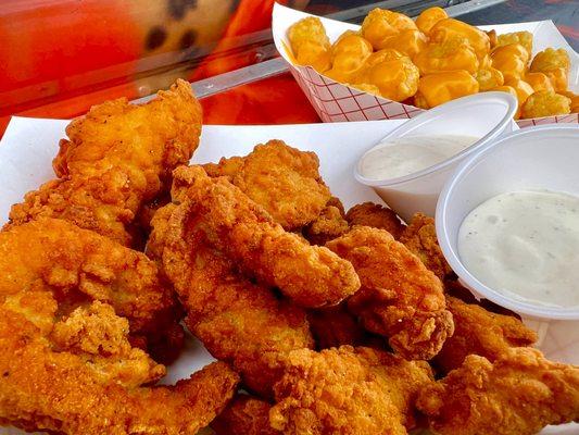 CHICKEN TENDERS AND CHEESE FRIES