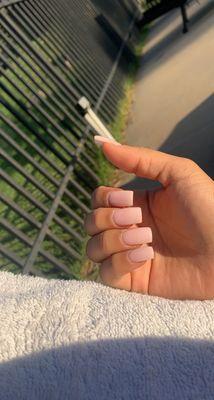 Nt Nails