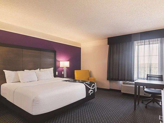 La Quinta Inn & Suites By Wyndham Oklahoma City-NW Expwy