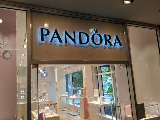 PANDORA Jewelry