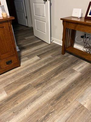 R & T Direct Flooring