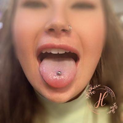 Tongue piercing by Hope