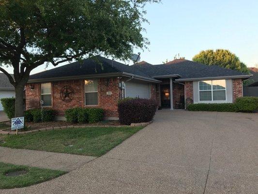 Roof replacement in Waxahachie, TX