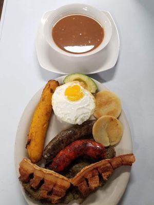 COLOMBIAN  Bandeja Paisa