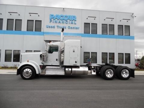 PACCAR Financial Used Truck Center