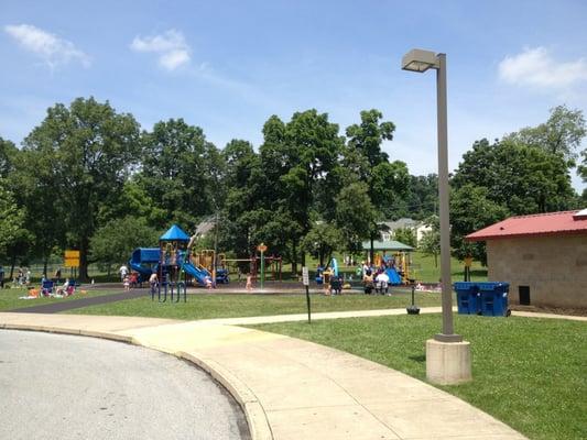 Spraying water features at Bell Tavern Park