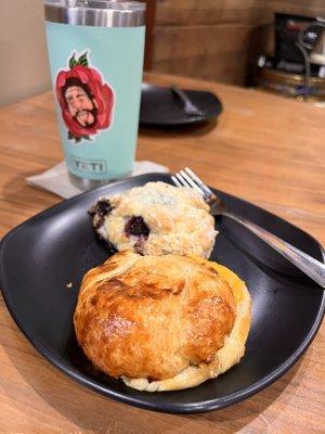 Ham & Jack, blueberry scone