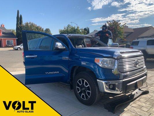 Toyota Tundra Work Truck - Windshield Replacement