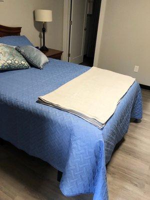 Single room at Stonehenge Extended Stay Suites