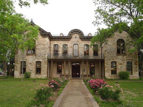 Old County Courthouse now library