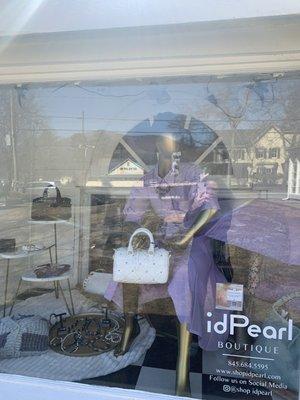 You can go window shopping with idPearl anytime from anywhere.  Follow us on IG @shop.idpearl to stay in the loop.