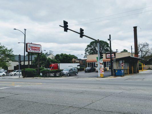 Dunkin: Street View