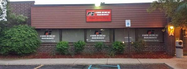 Convenient East Lansing Location with lots of parking. Near the corner of Abbott and Lake Lansing Road.