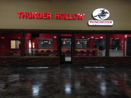 Thunder Hollow, Oxford's 1st and only state of the art indoor gun range!!!