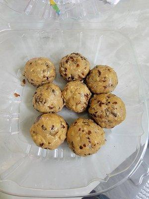 Protein balls