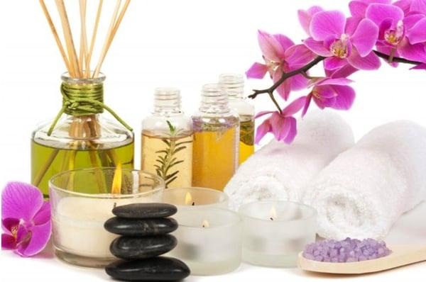 Aromatherapy and Hot Stone Massage