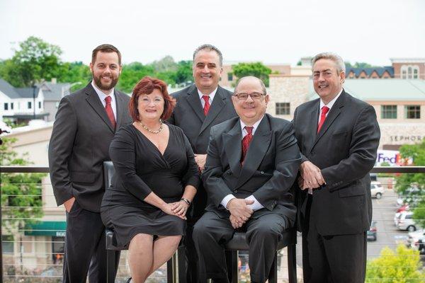 Teresa Ryan and the team at Ryan Hill Group (Century 21 Affiliated) serving home buyers & sellers in Naperville & the Western Suburbs.