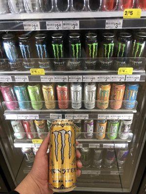 Monster Energy Ultra Gold 16oz is here at 1618 N Zarzamora 7-eleven!!! Come grab em'