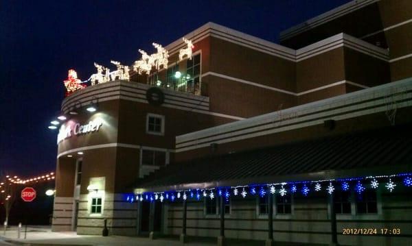 Riverpark Center Christmas Eve 2012.