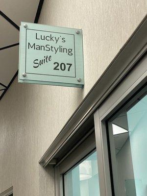 Lucky’s ManStyling