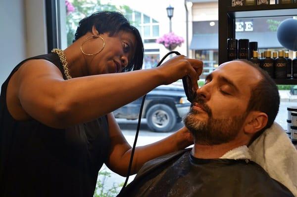 Beard trim with Michele