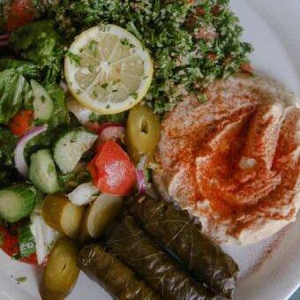 Lamb or Veggie grapeleaves combo