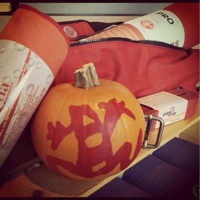 In the Fall swing of things at #Manduka