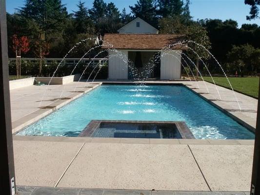 Deck Jet Pool with All Tile Spa