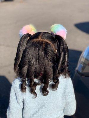 My daughter loves her hair!